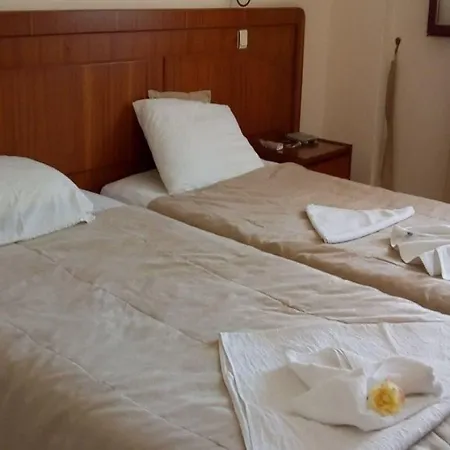 Kaan Hotel 2*